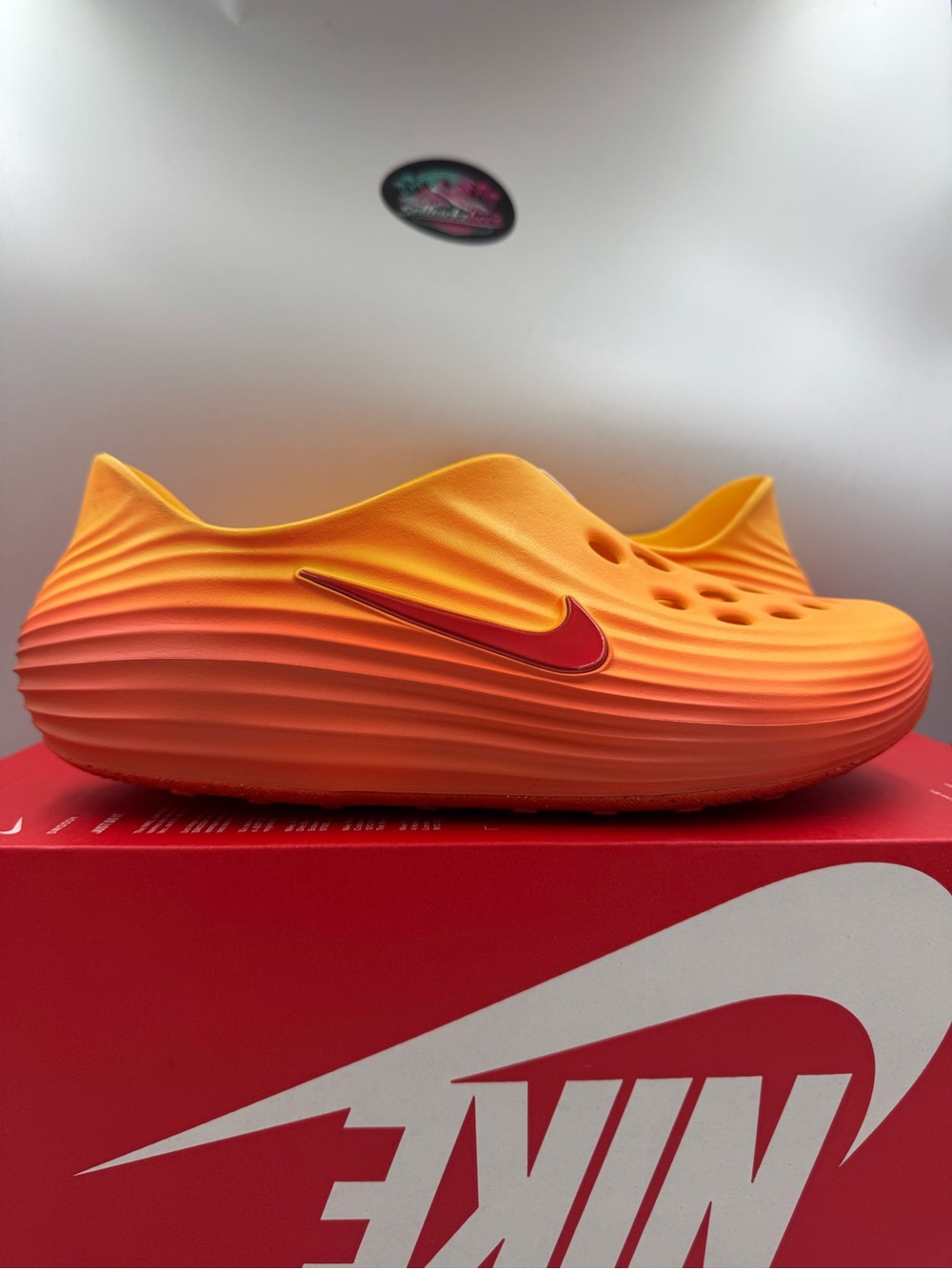 Nike ReactX Rejuven8 Topaz Gold Light Crimson BRAND NEW Size 12